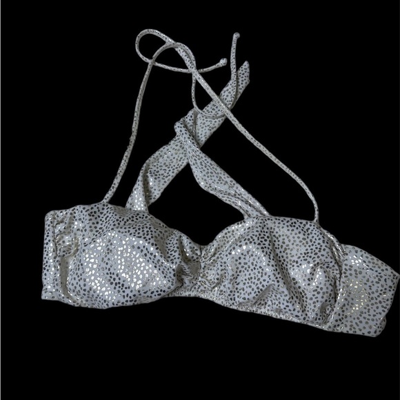 Victoria Secret Bikini Top - Picture 1 of 5